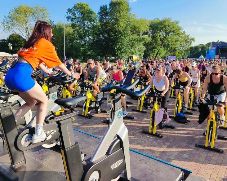 Фестиваль DDX Fitness FEST 2024 поставил три рекорда / Мероприятия и выставки / iXBT Live