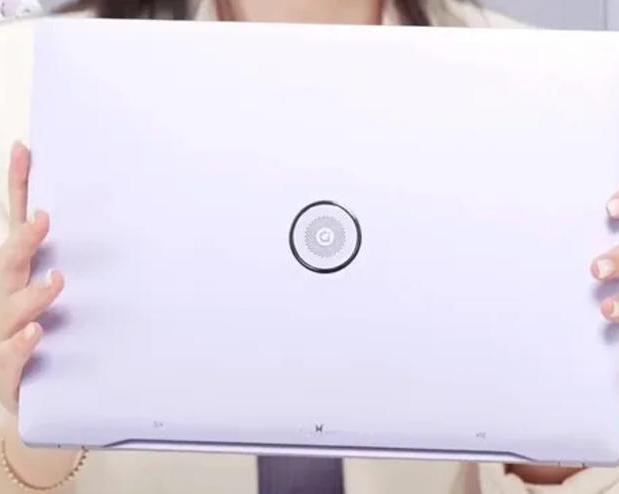 Asus выпустила ноутбук Adol Book с ароматизатором / Ноутбуки, планшеты и электронные книги / iXBT Live Asus выпустила ноутбук Adol Book с ароматизатором / Ноутбуки, планшеты и электронные книги / iXBT Live