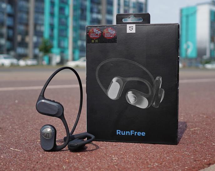 Обзор спортивных беспроводных наушников SoundPeats RunFree: титулованный «топчик» / Аудио и звук / iXBT Live
